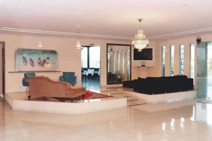 Gran Hotel Residence Jacarezinho Exterior foto